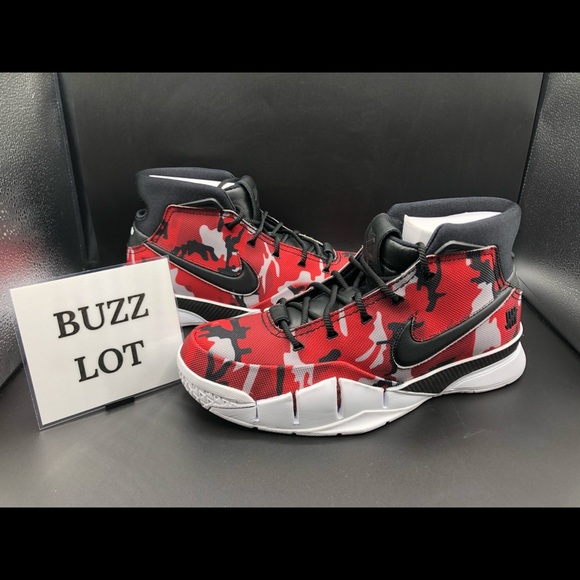 Brand New Nike Kobe Protro Undefeated Size 10